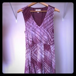 Burgundy and Cream sleeveless Nylon Dress